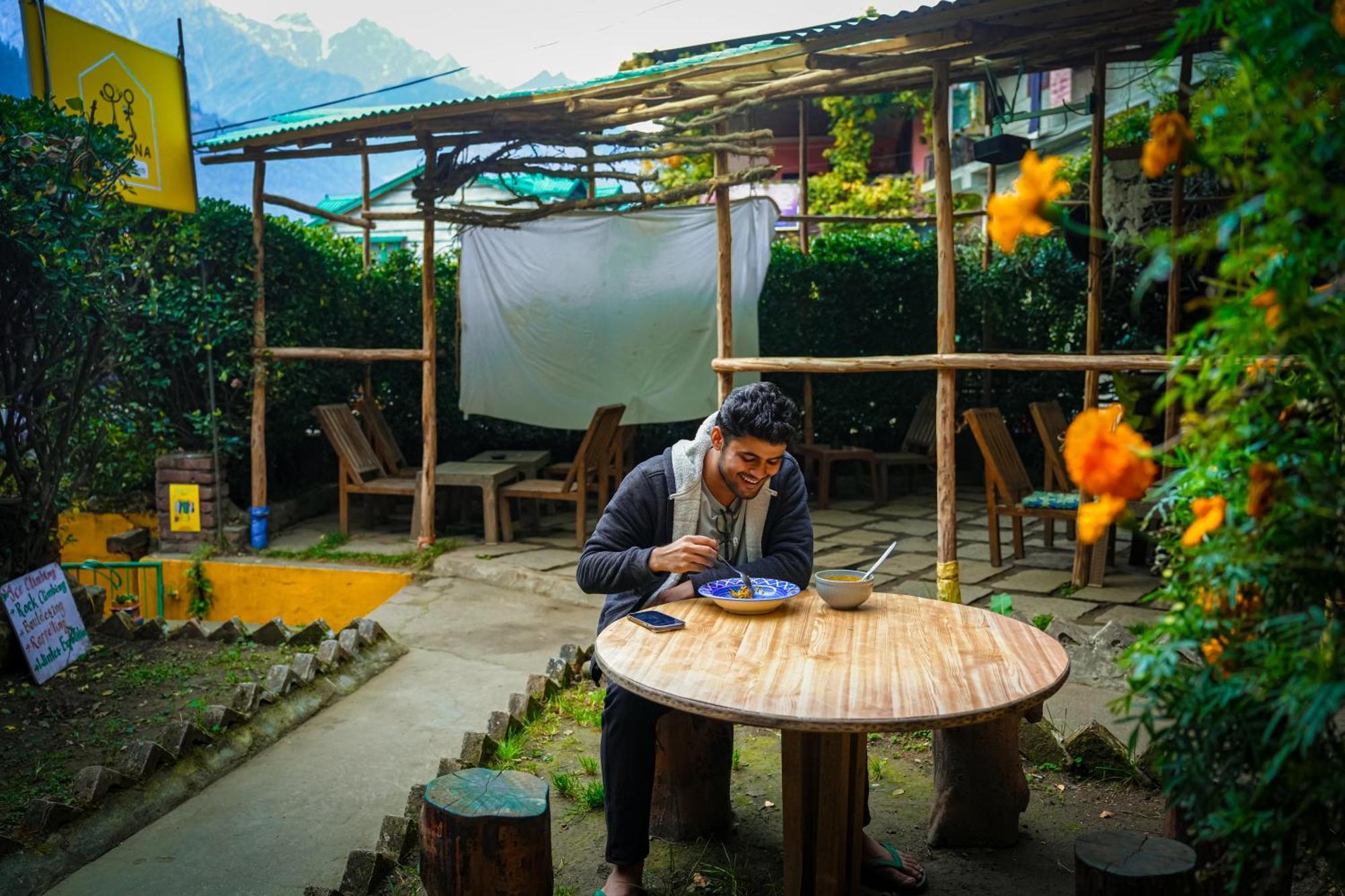 Yaarana Stay & Cafe, Vashisht, Manali Εξωτερικό φωτογραφία
