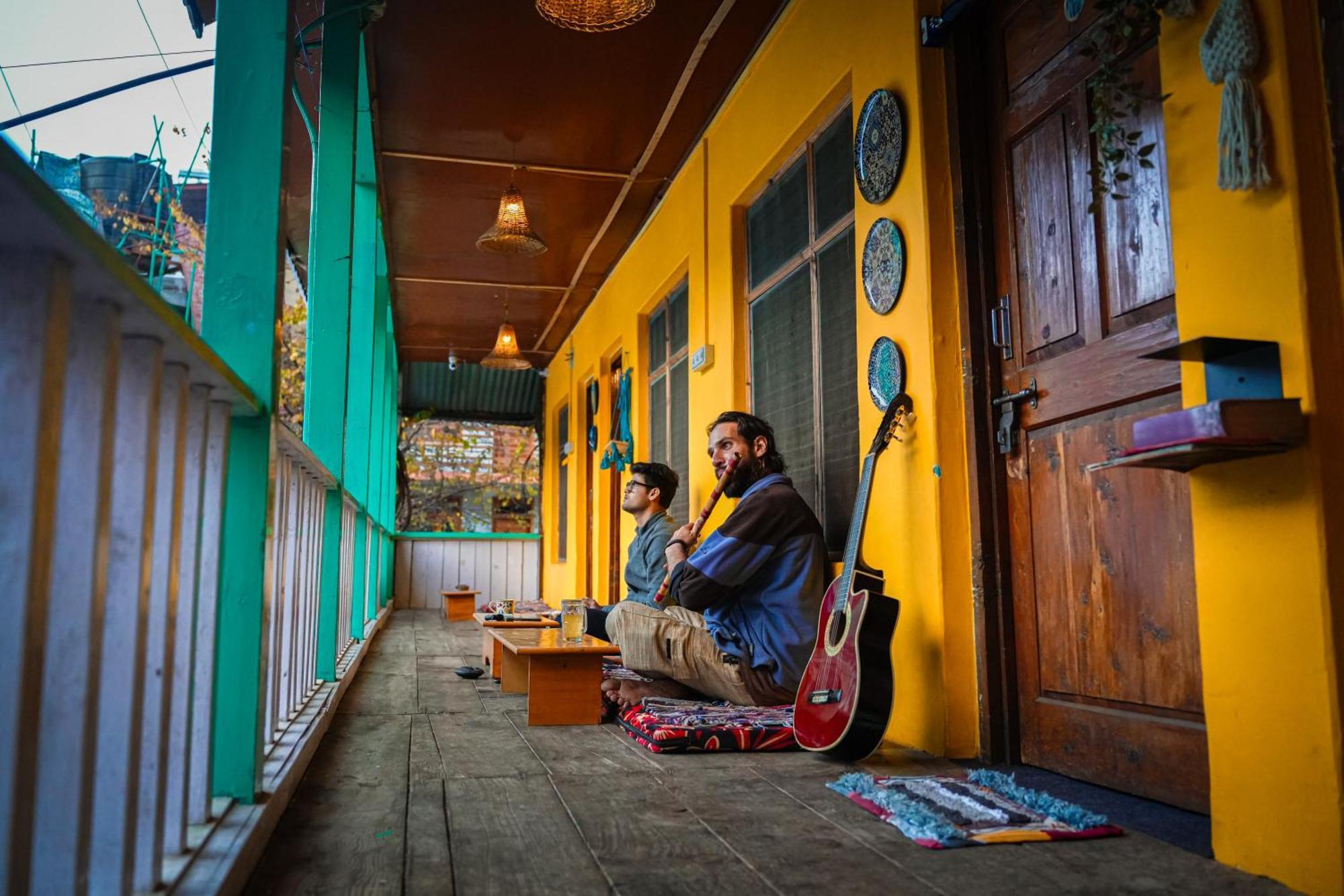 Yaarana Stay & Cafe, Vashisht, Manali Εξωτερικό φωτογραφία