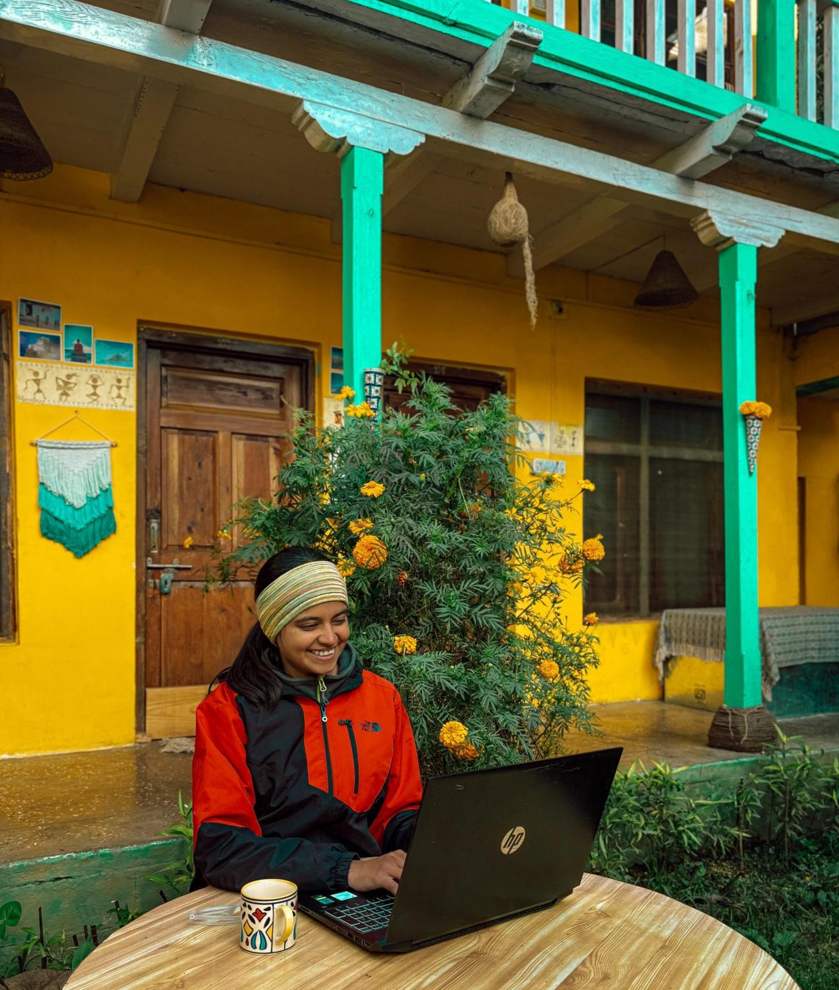 Yaarana Stay & Cafe, Vashisht, Manali Εξωτερικό φωτογραφία